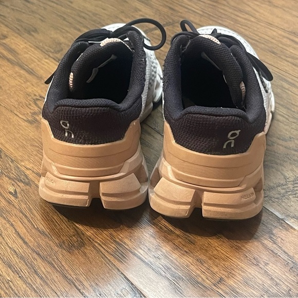 On Running Cloudflyer 'Glacier Brown Size 7 - Picture 8 of 10